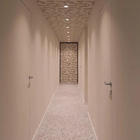 Apartament Gino - Metro M1 - Rembrandt 45 *
